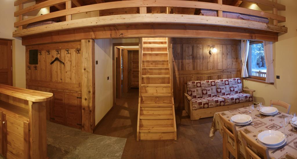 Le Nid De L'Aigle Hotel Champoluc Phòng bức ảnh